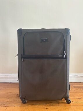 Tumi Alpha Large Checked Suitcase